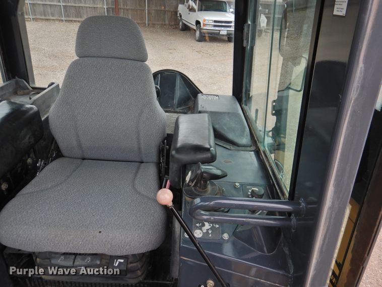 image for item DJ8434 2006 John Deere 550J LT  dozer