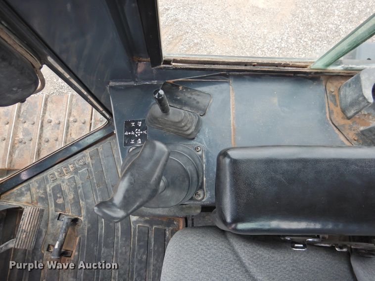 image for item DJ8434 2006 John Deere 550J LT  dozer