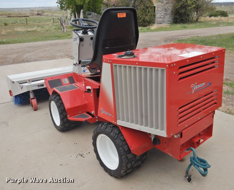 image for item DJ8437 Ventrac 3200  compact tractor