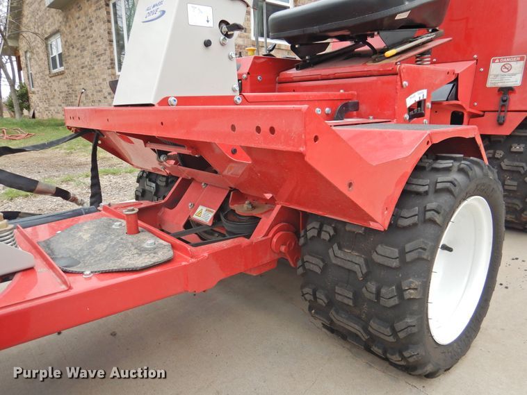 image for item DJ8437 Ventrac 3200  compact tractor