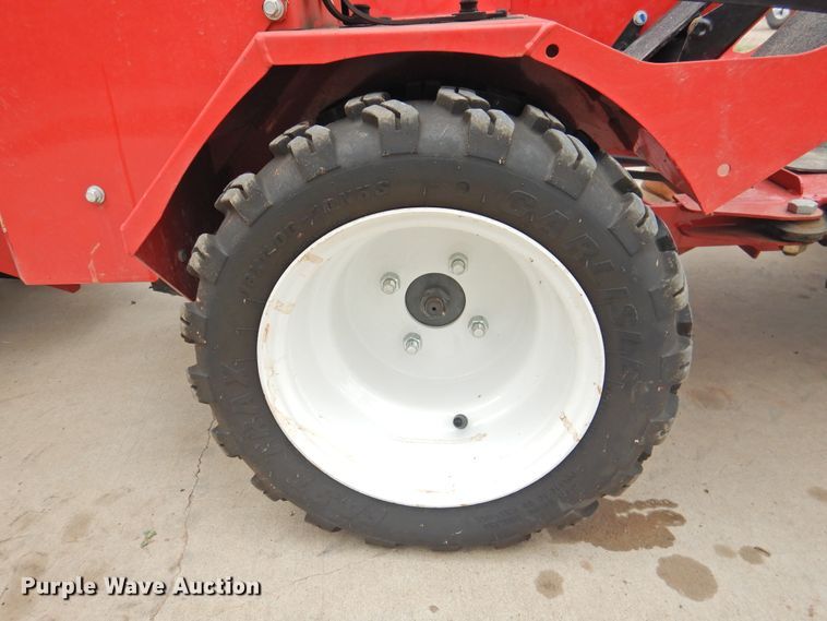 image for item DJ8437 Ventrac 3200  compact tractor