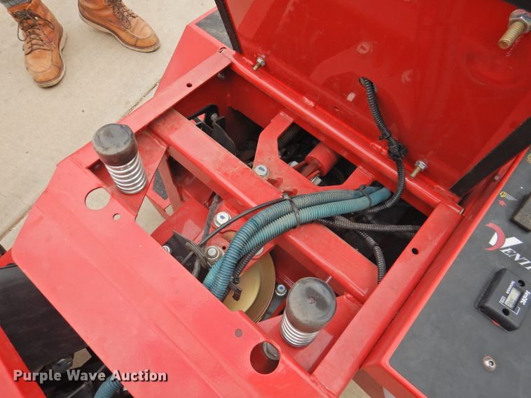 image for item DJ8437 Ventrac 3200  compact tractor