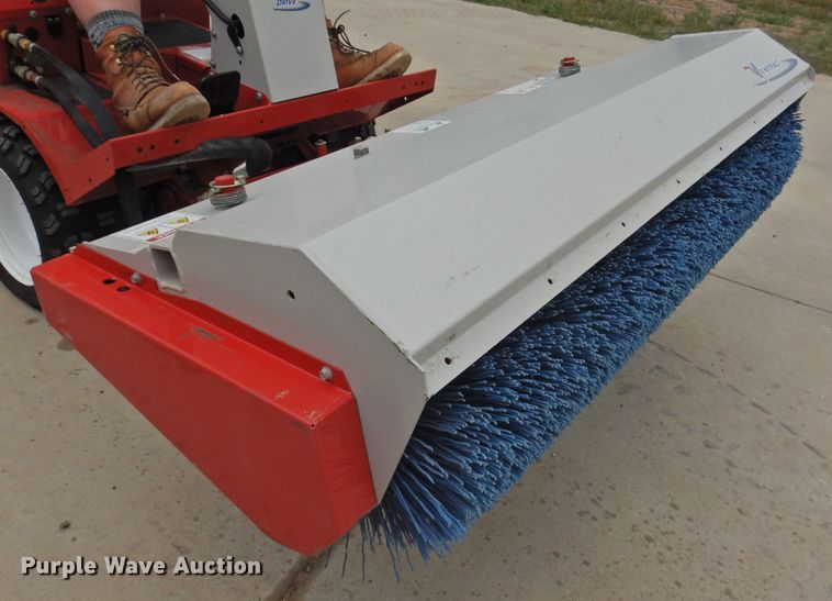 image for item DJ8437 Ventrac 3200  compact tractor