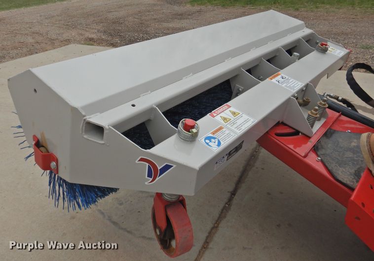 image for item DJ8437 Ventrac 3200  compact tractor