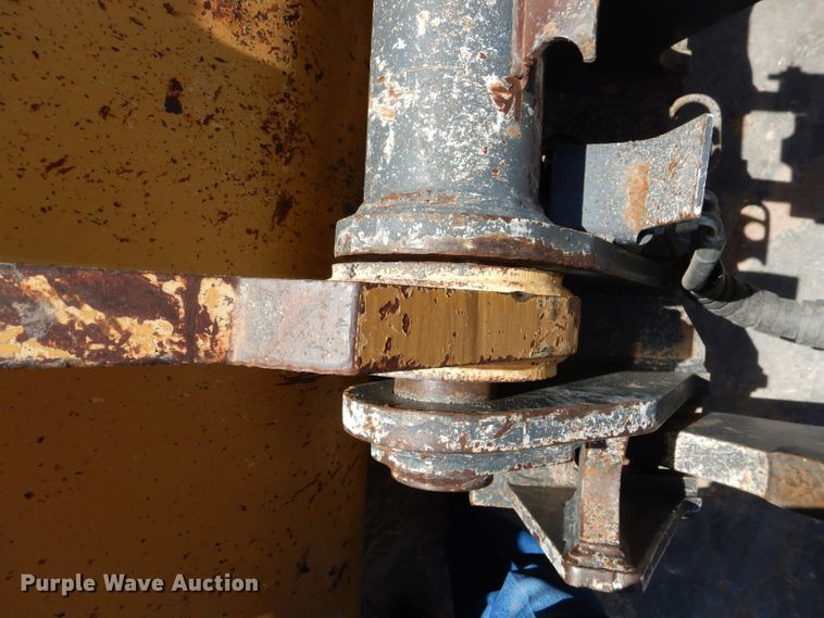 image for item DJ8841 2013 John Deere 624K  wheel loader