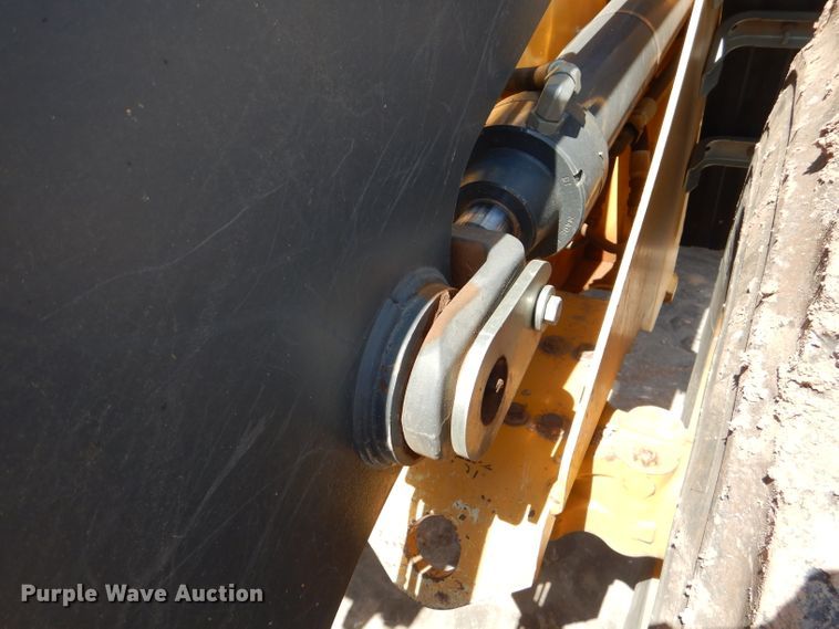 image for item DJ8841 2013 John Deere 624K  wheel loader