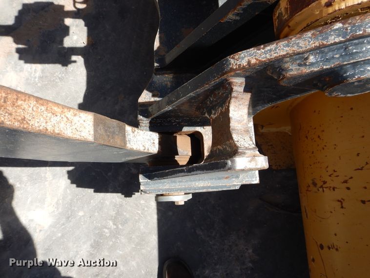 image for item DJ8841 2013 John Deere 624K  wheel loader