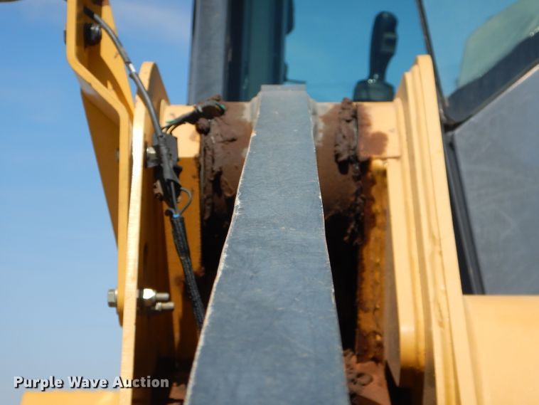 image for item DJ8841 2013 John Deere 624K  wheel loader