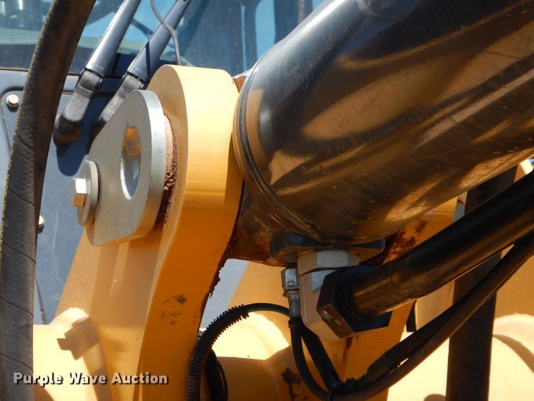 image for item DJ8841 2013 John Deere 624K  wheel loader