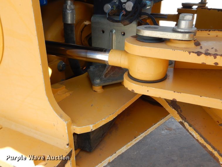 image for item DJ8841 2013 John Deere 624K  wheel loader