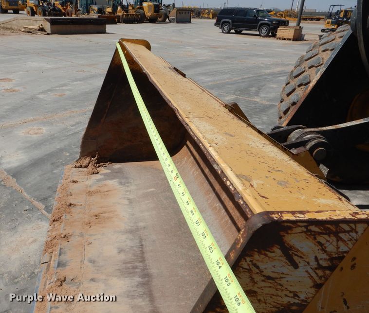 image for item DJ8841 2013 John Deere 624K  wheel loader