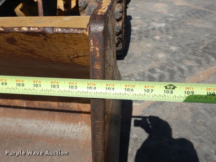 image for item DJ8841 2013 John Deere 624K  wheel loader