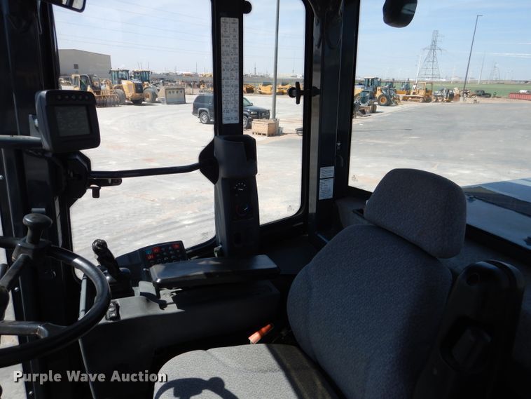 image for item DJ8841 2013 John Deere 624K  wheel loader