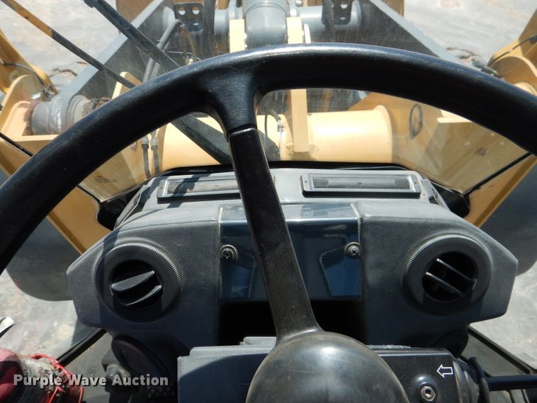 image for item DJ8841 2013 John Deere 624K  wheel loader