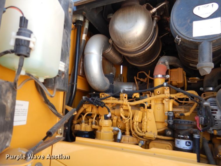 image for item DJ8841 2013 John Deere 624K  wheel loader