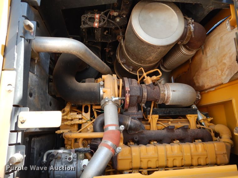 image for item DJ8841 2013 John Deere 624K  wheel loader