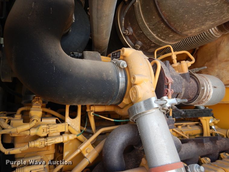 image for item DJ8841 2013 John Deere 624K  wheel loader