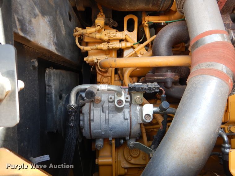 image for item DJ8841 2013 John Deere 624K  wheel loader