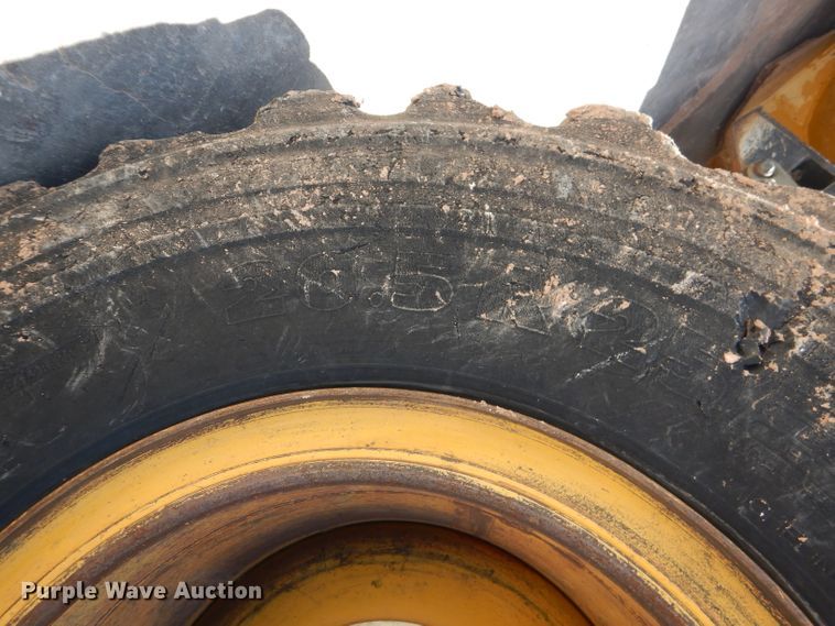 image for item DJ8841 2013 John Deere 624K  wheel loader