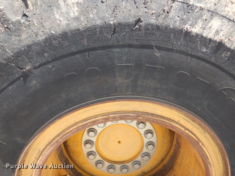 image for item DJ8841 2013 John Deere 624K  wheel loader