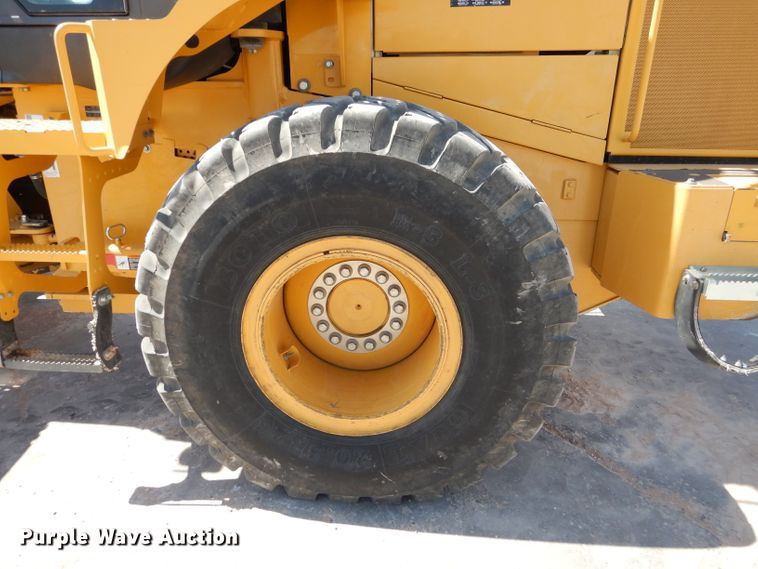 image for item DJ8841 2013 John Deere 624K  wheel loader