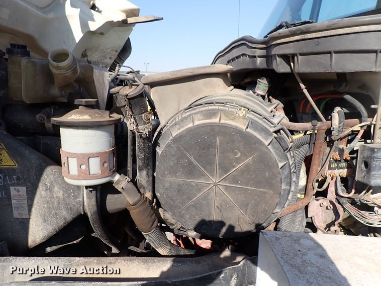 image for item DK4655 2008 International 7600  vacuum truck