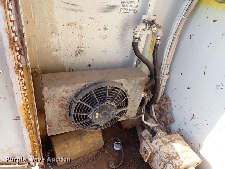 image for item DK4655 2008 International 7600  vacuum truck