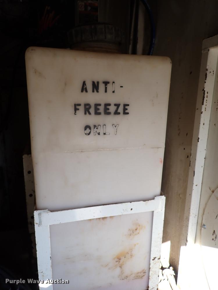 image for item DK4655 2008 International 7600  vacuum truck