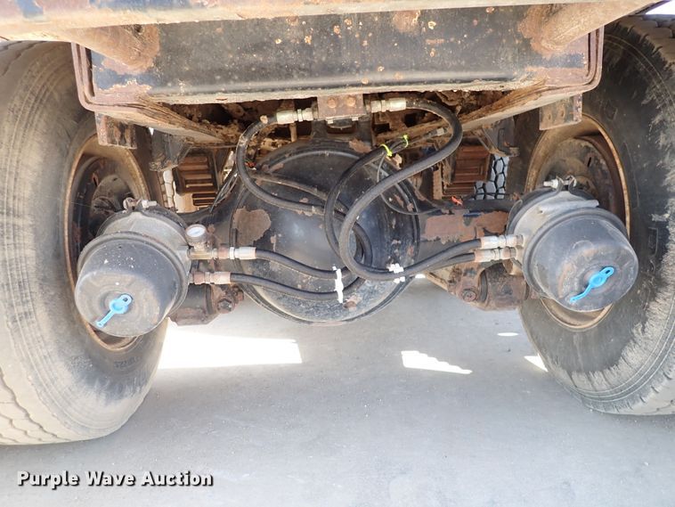 image for item DK4655 2008 International 7600  vacuum truck