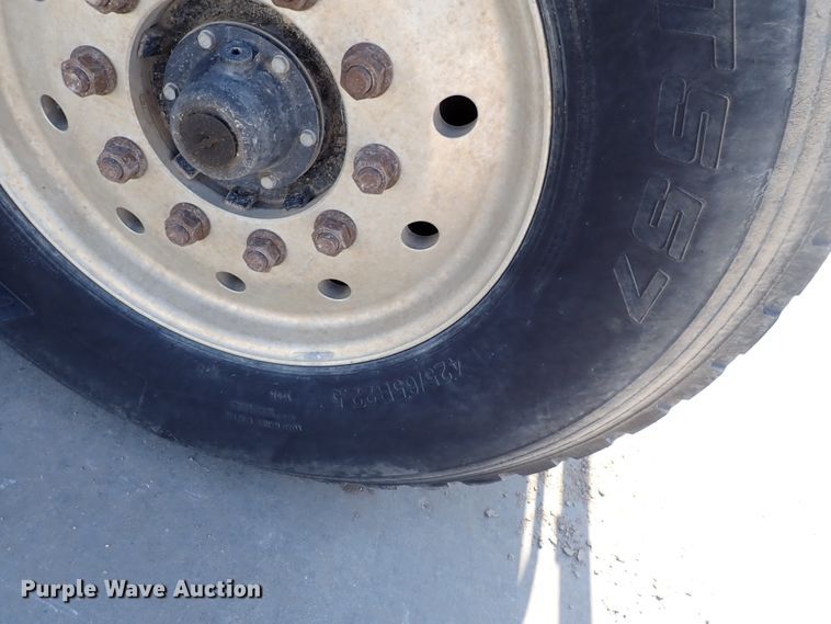 image for item DK4655 2008 International 7600  vacuum truck