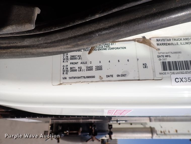 image for item DK4655 2008 International 7600  vacuum truck