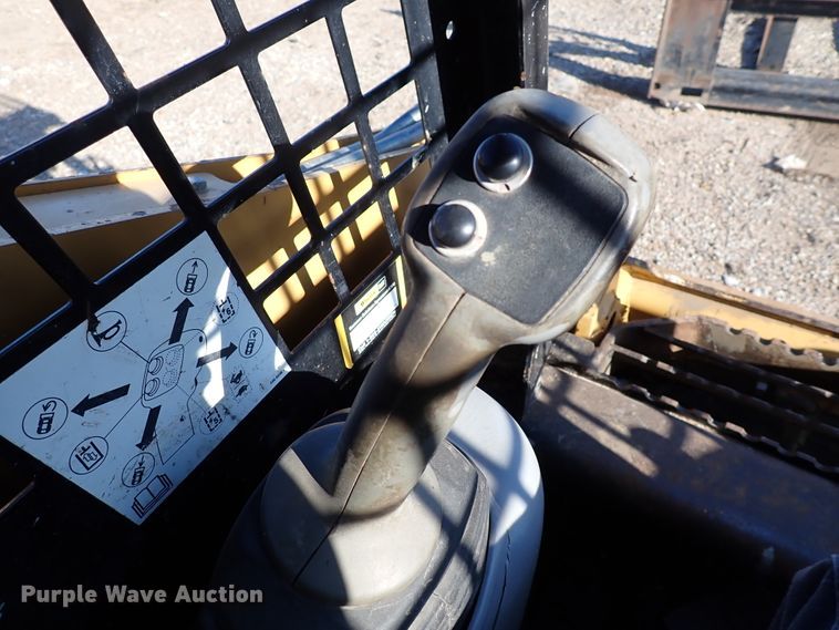 image for item DK4658 2006 Caterpillar 257B  tracked skid steer loader