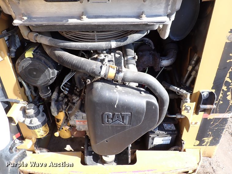 image for item DK4658 2006 Caterpillar 257B  tracked skid steer loader