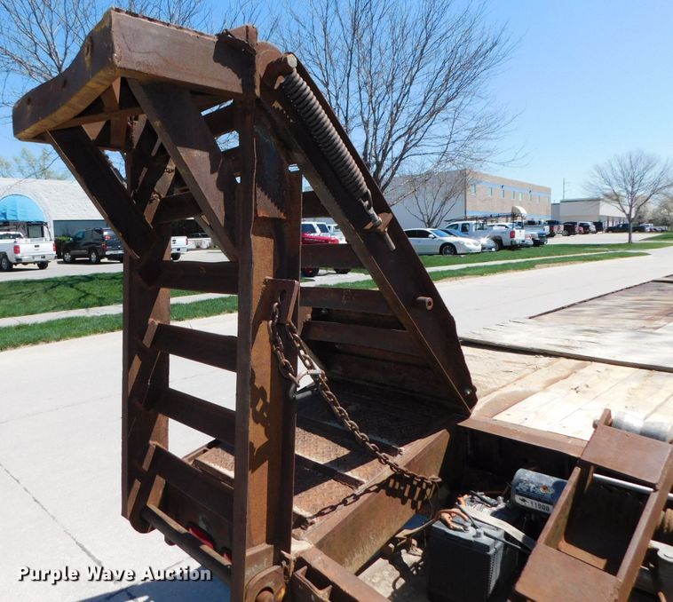 image for item DK8511 1996 Tarasport drop deck equipment trailer