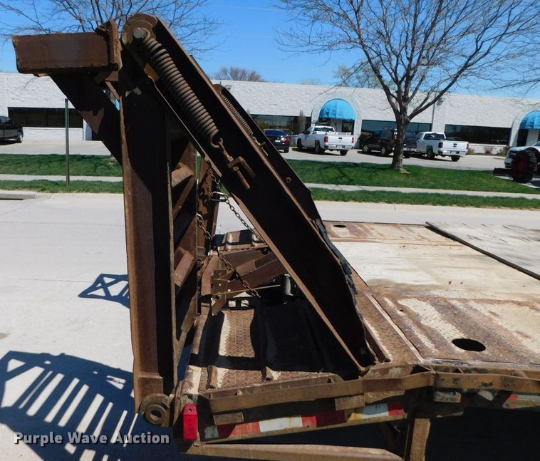 image for item DK8511 1996 Tarasport drop deck equipment trailer