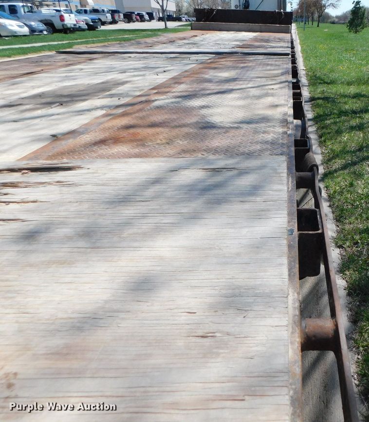 image for item DK8511 1996 Tarasport drop deck equipment trailer