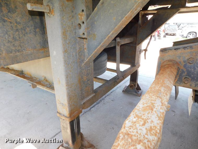 image for item DK8511 1996 Tarasport drop deck equipment trailer