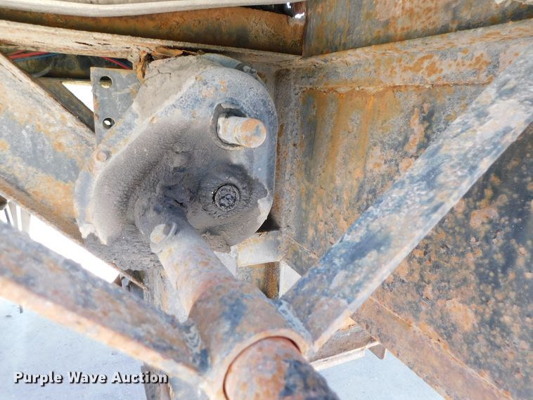 image for item DK8511 1996 Tarasport drop deck equipment trailer