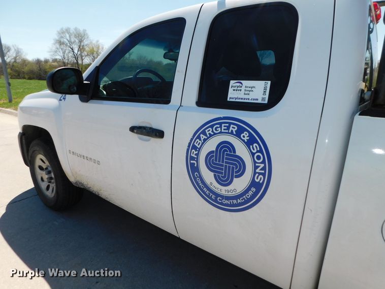 image for item DK8512 2007 Chevrolet Silverado 1500  Ext. Cab pickup truck