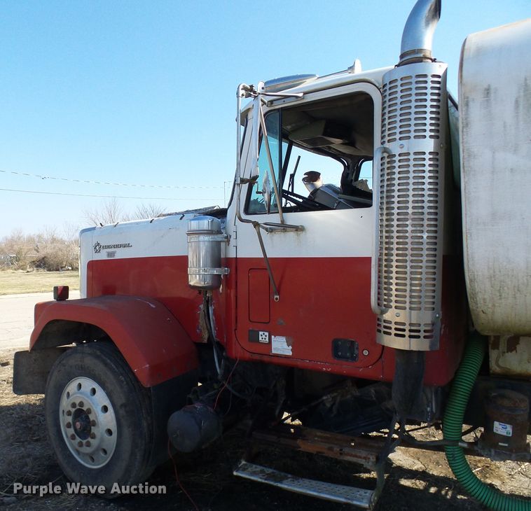 image for item DL0858 1984 GMC AM General  tank truck