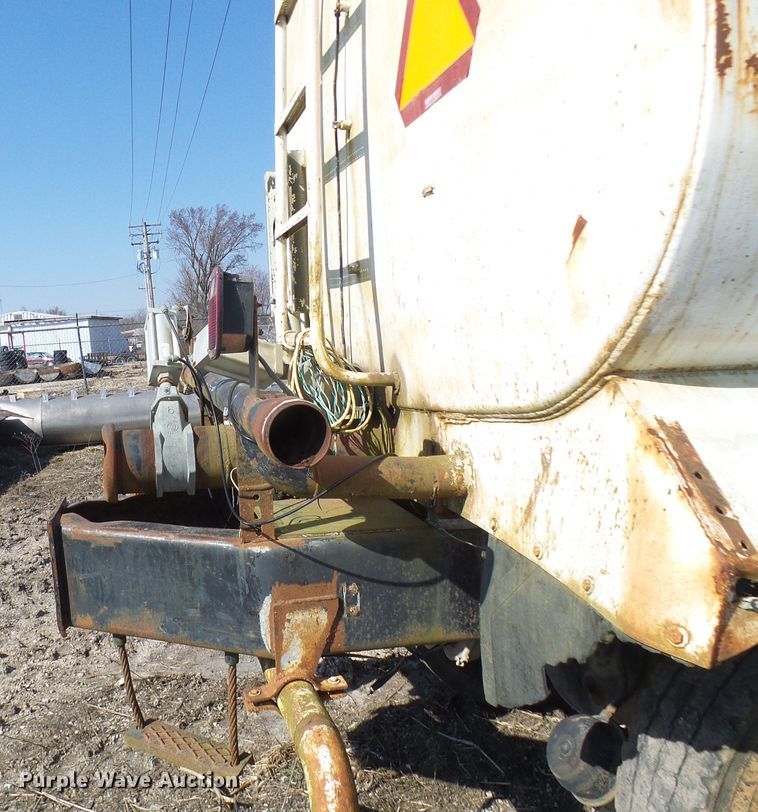 image for item DL0858 1984 GMC AM General  tank truck