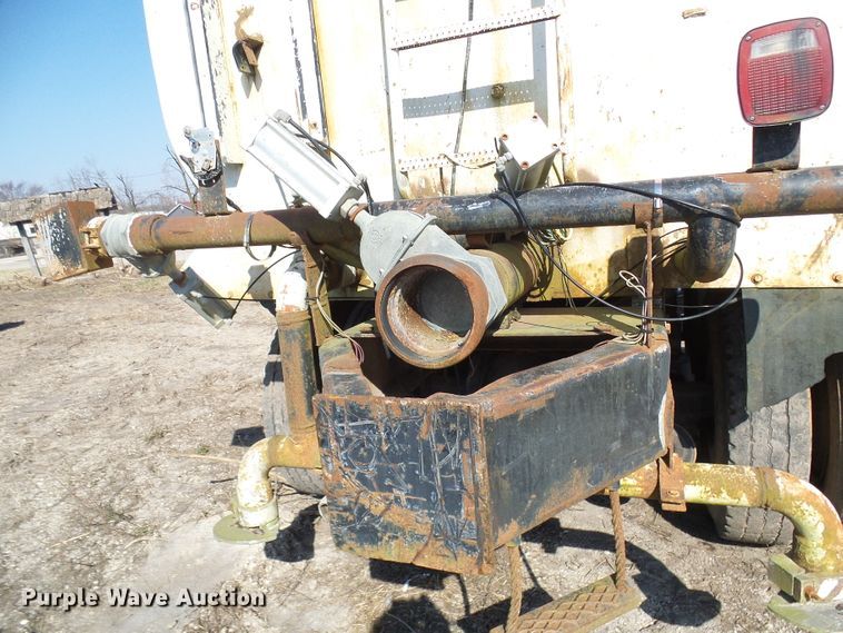 image for item DL0858 1984 GMC AM General  tank truck