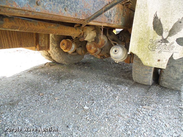 image for item DL0859 1975 International Fleetstar 2010  tank truck