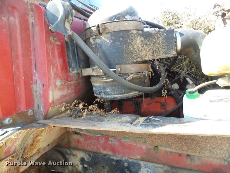 image for item DL0859 1975 International Fleetstar 2010  tank truck