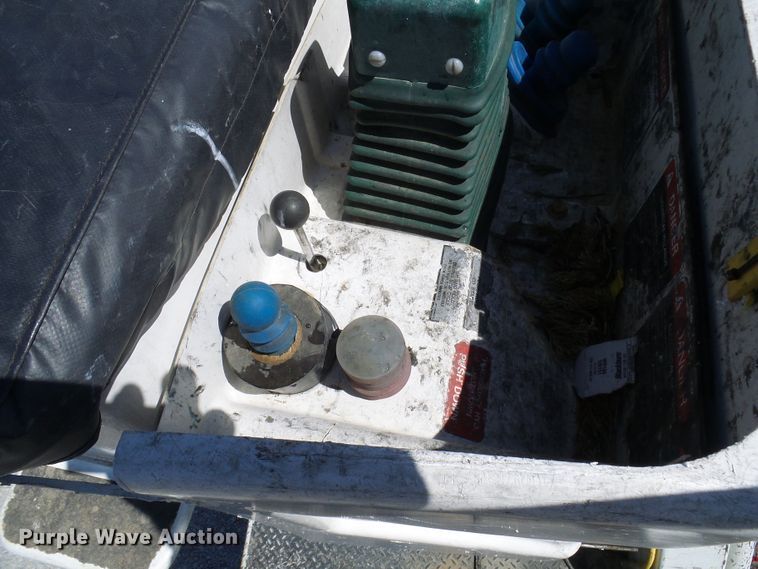 image for item DL0950 2008 Ford F550  bucket truck