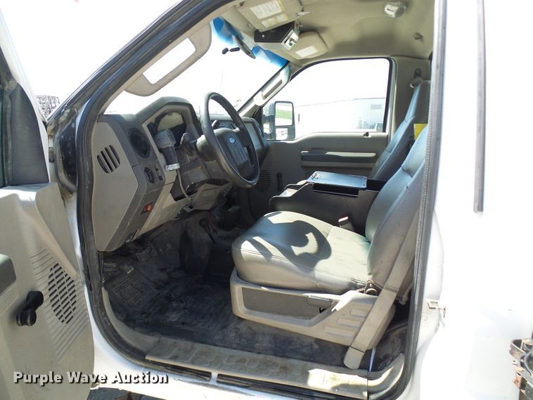 image for item DL0950 2008 Ford F550  bucket truck