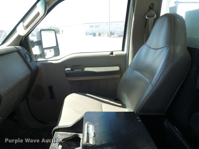 image for item DL0950 2008 Ford F550  bucket truck