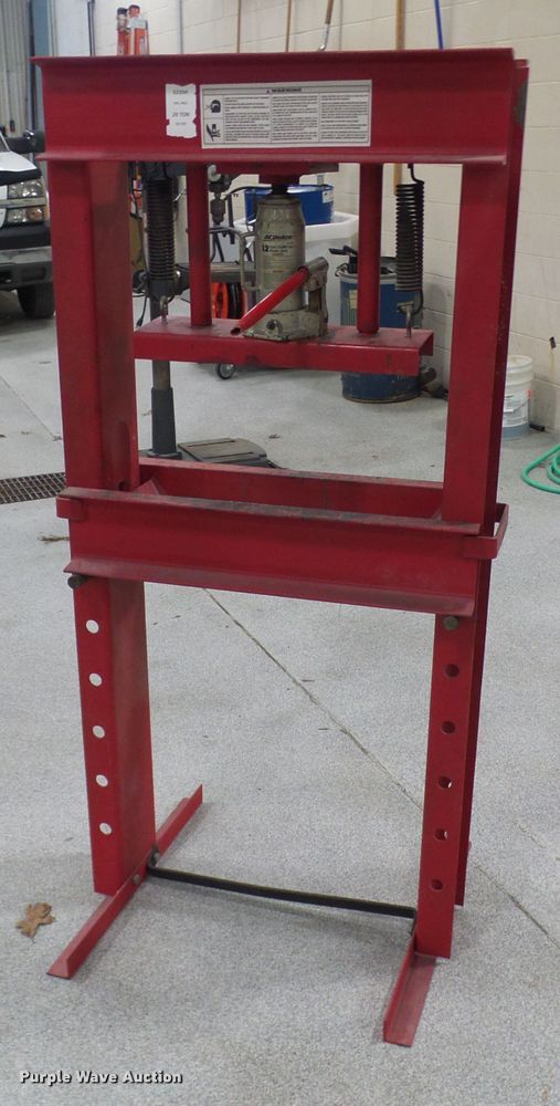 image for item DL0951 20 ton press