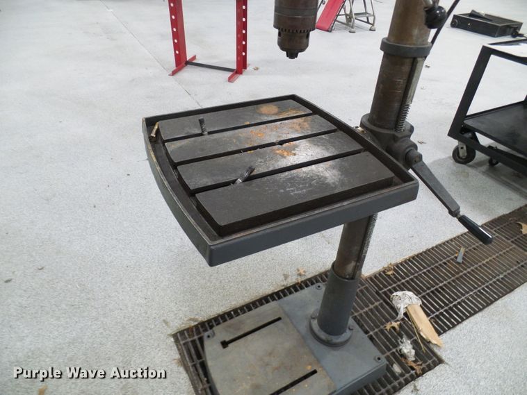 image for item DL0952 Craftsman drill press