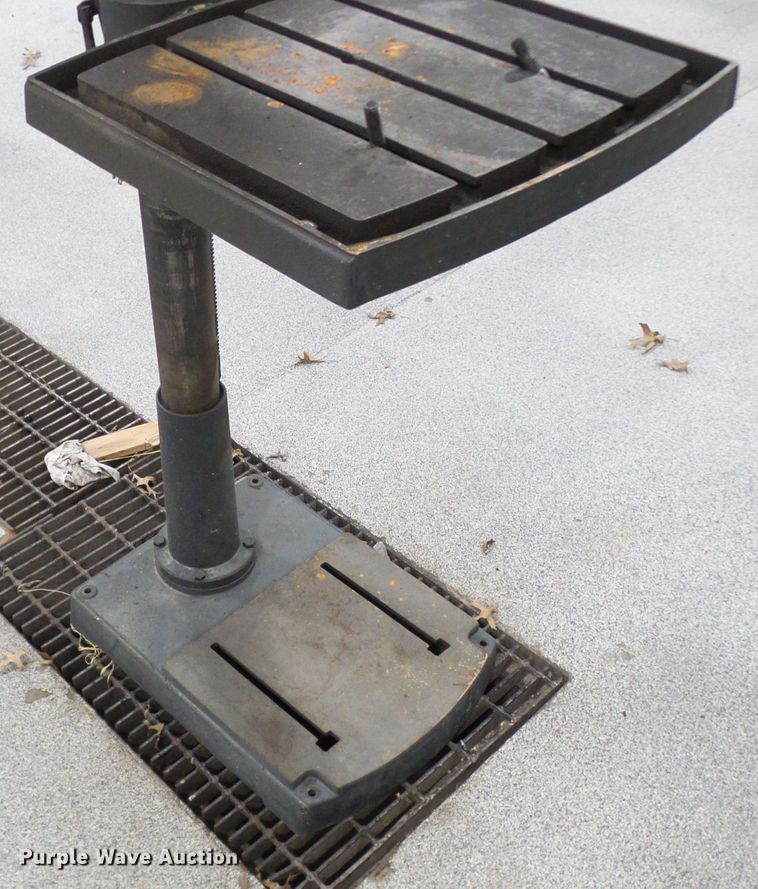 image for item DL0952 Craftsman drill press